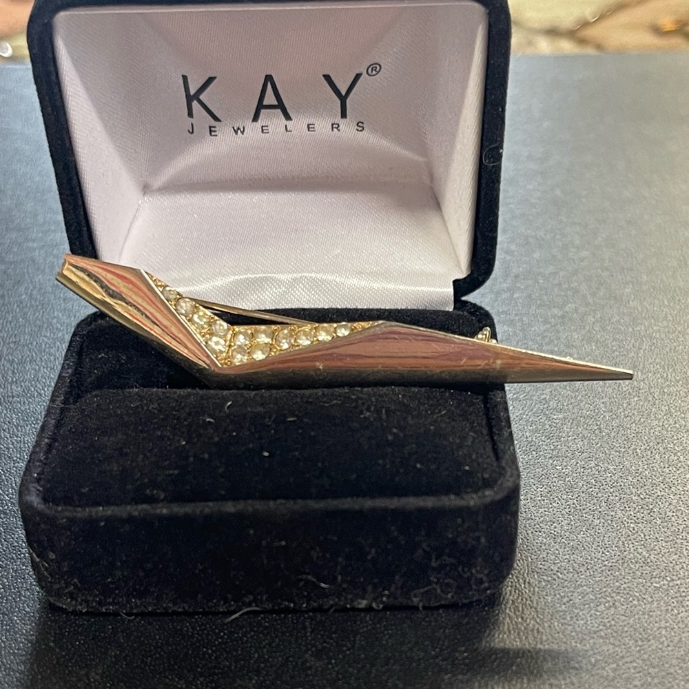 Park Lane Vintage Brooch